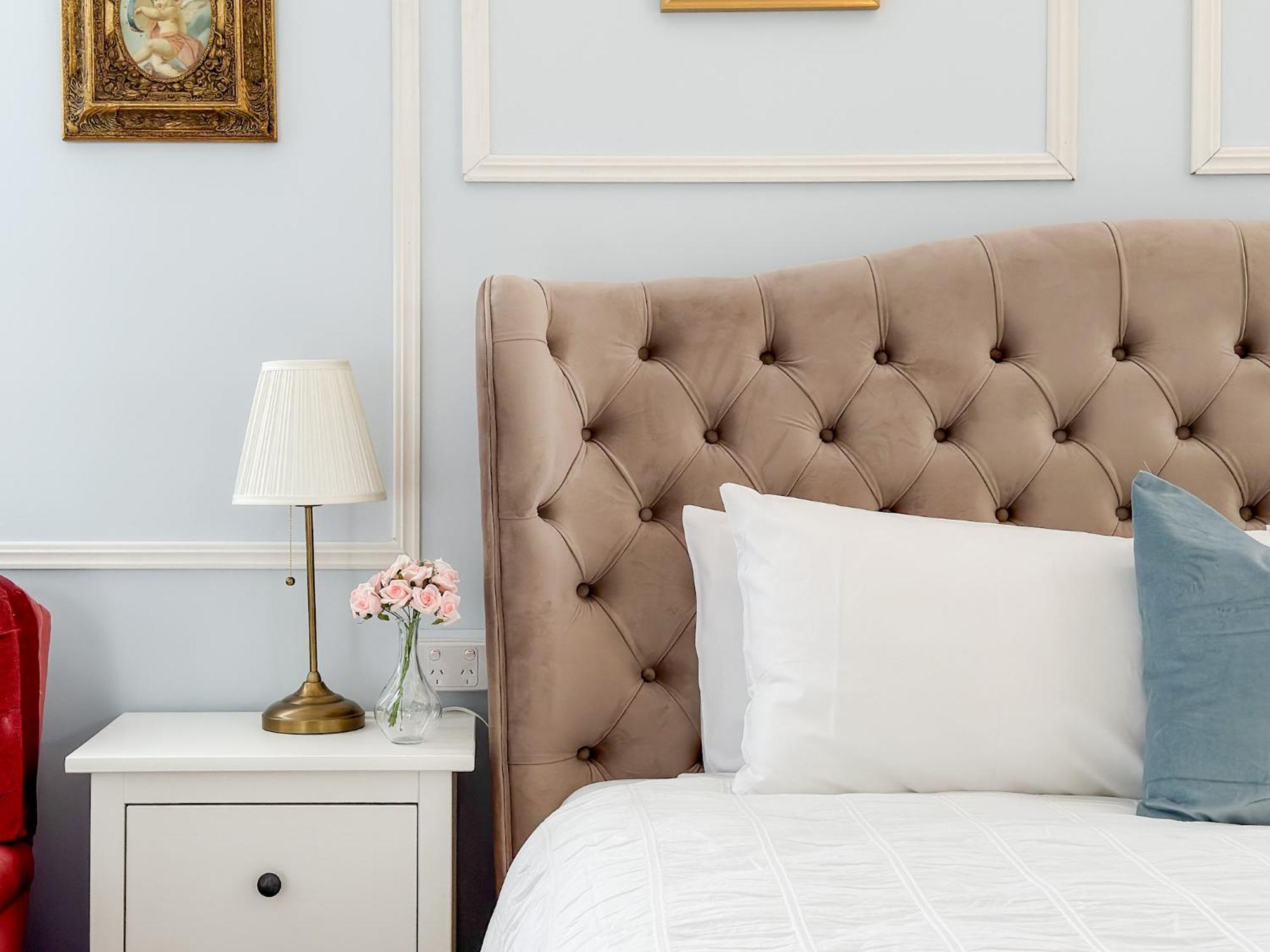 Alice'S Cottages Launceston Room photo